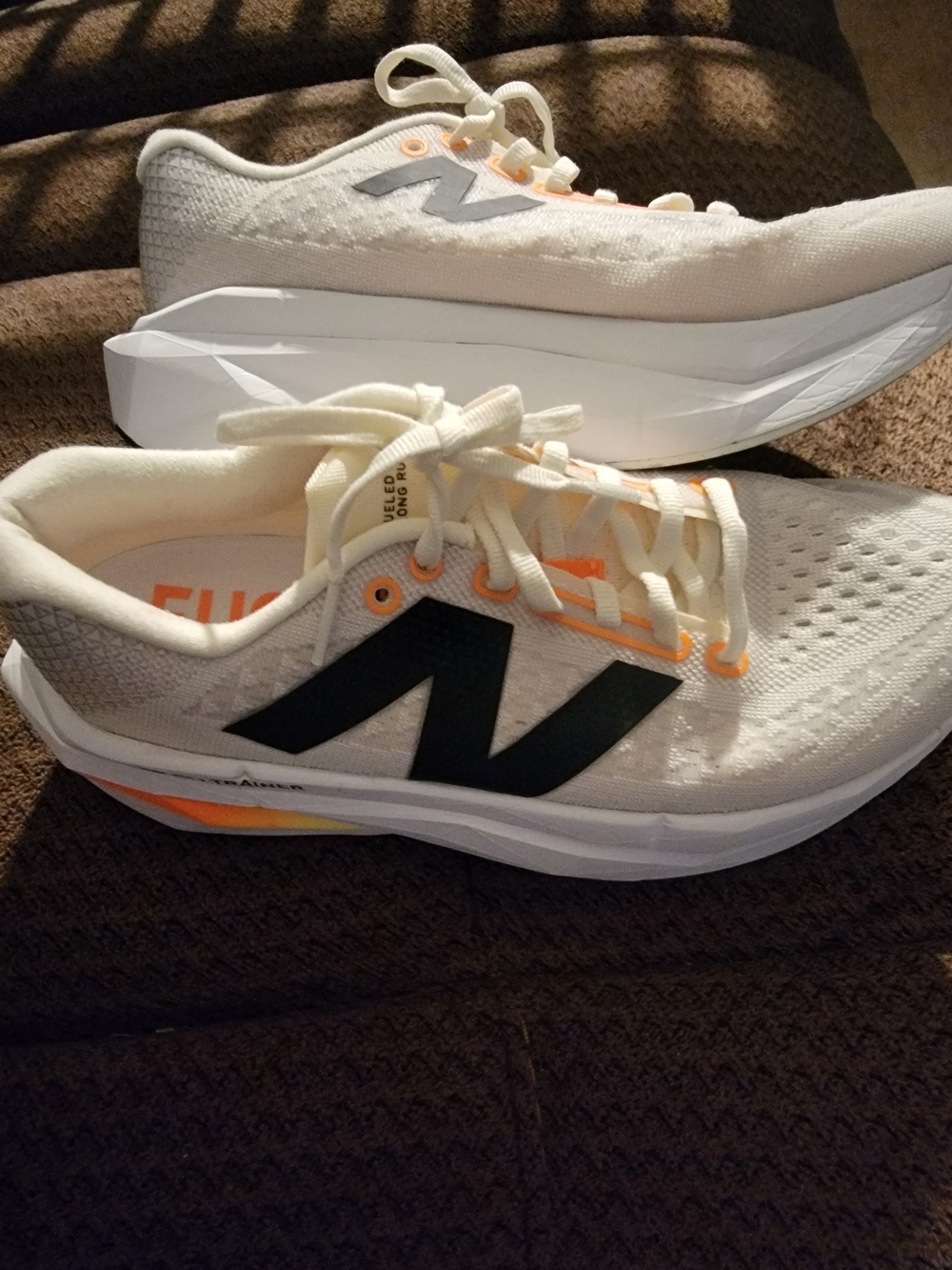 New Balance Fuelcell SC TRAINER V4 White Sneakers - Black Logo/ Orange Accents